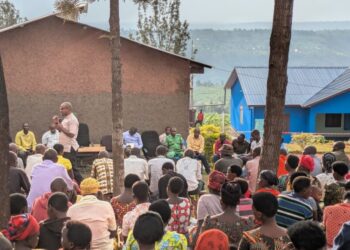 Mayor Rangira believes that well-organized night patrols can eliminate theft.