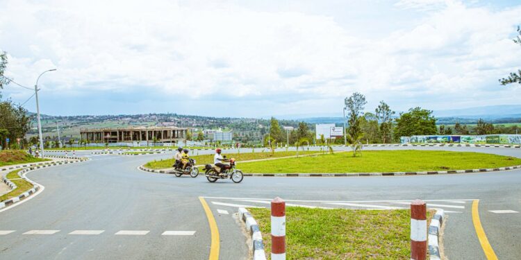 The Nyagatare–Rukomo road (73 km) and other three major roads officially inaugurated today.