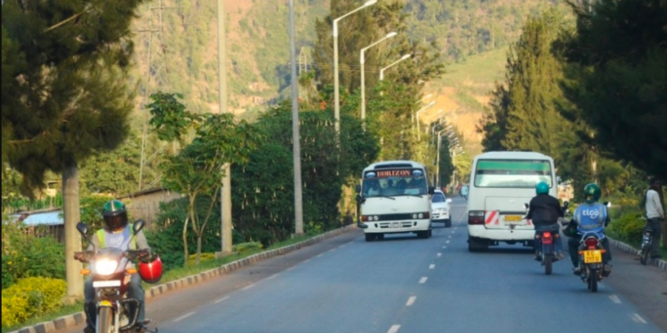Kamonyi-Muhanga Highway Reopens Following Overnight Traffic Disruption