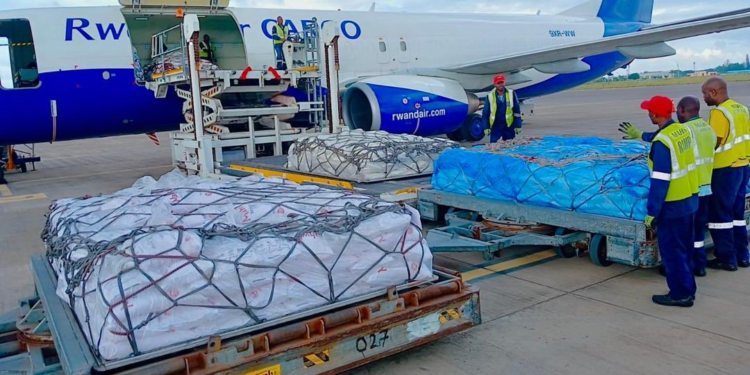 Rwanda Provides Humanitarian Aid to Flood Victims in Mozambique