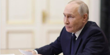 Putin Warns Europe He May Halt Gas Supplies