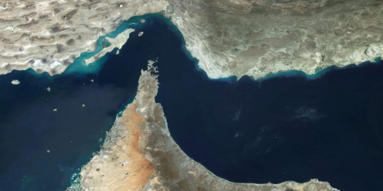 Iran Re-Closes the Strait of Hormuz Amid Renewed Tensions