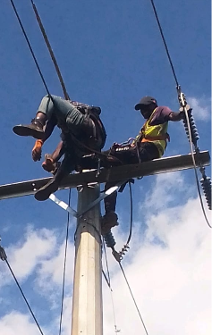 HUYE: Residents of Rwaniro Welcome Electricity Project Expected to Accelerate Development