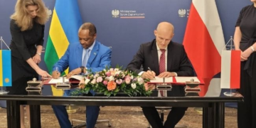Rwanda and Poland Sign Agreement Allowing Families of Embassy Staff to Work