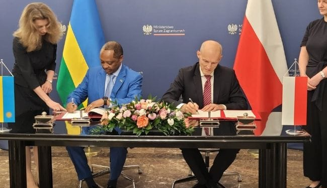 Rwanda and Poland Sign Agreement Allowing Families of Embassy Staff to Work