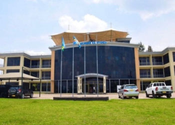 Nyanza: Security Guard Dies After Falling While Raising Rwandan Flag