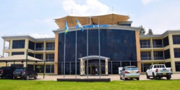 Nyanza: Security Guard Dies After Falling While Raising Rwandan Flag