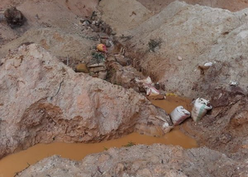 Kayonza: Two Young Men Buried in Illegal Mining Pit, One Dies
