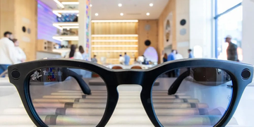 France Launches Investigation into Smart Glasses Allegedly Used in Gender-Based Violence