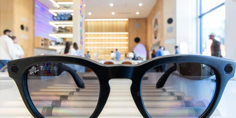 France Launches Investigation into Smart Glasses Allegedly Used in Gender-Based Violence