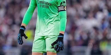 Thibaut Courtois Ruled Out of Tonight’s El Clásico Due to Last-Minute Illness