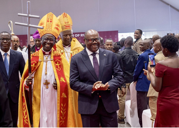 PM Urges Churches to Fight Alcohol Abuse and Misleading Teachings